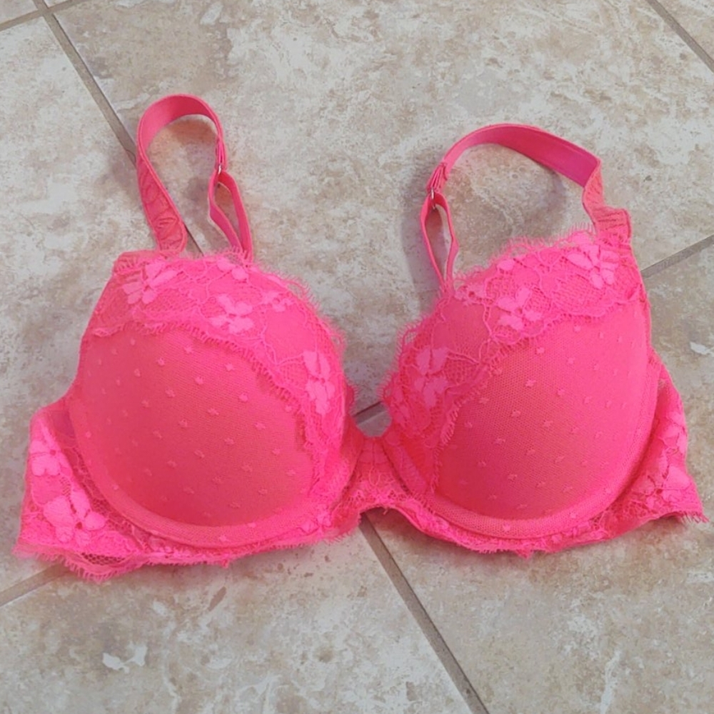 Victoria's Secret Dream Angels lined demi bra 32C